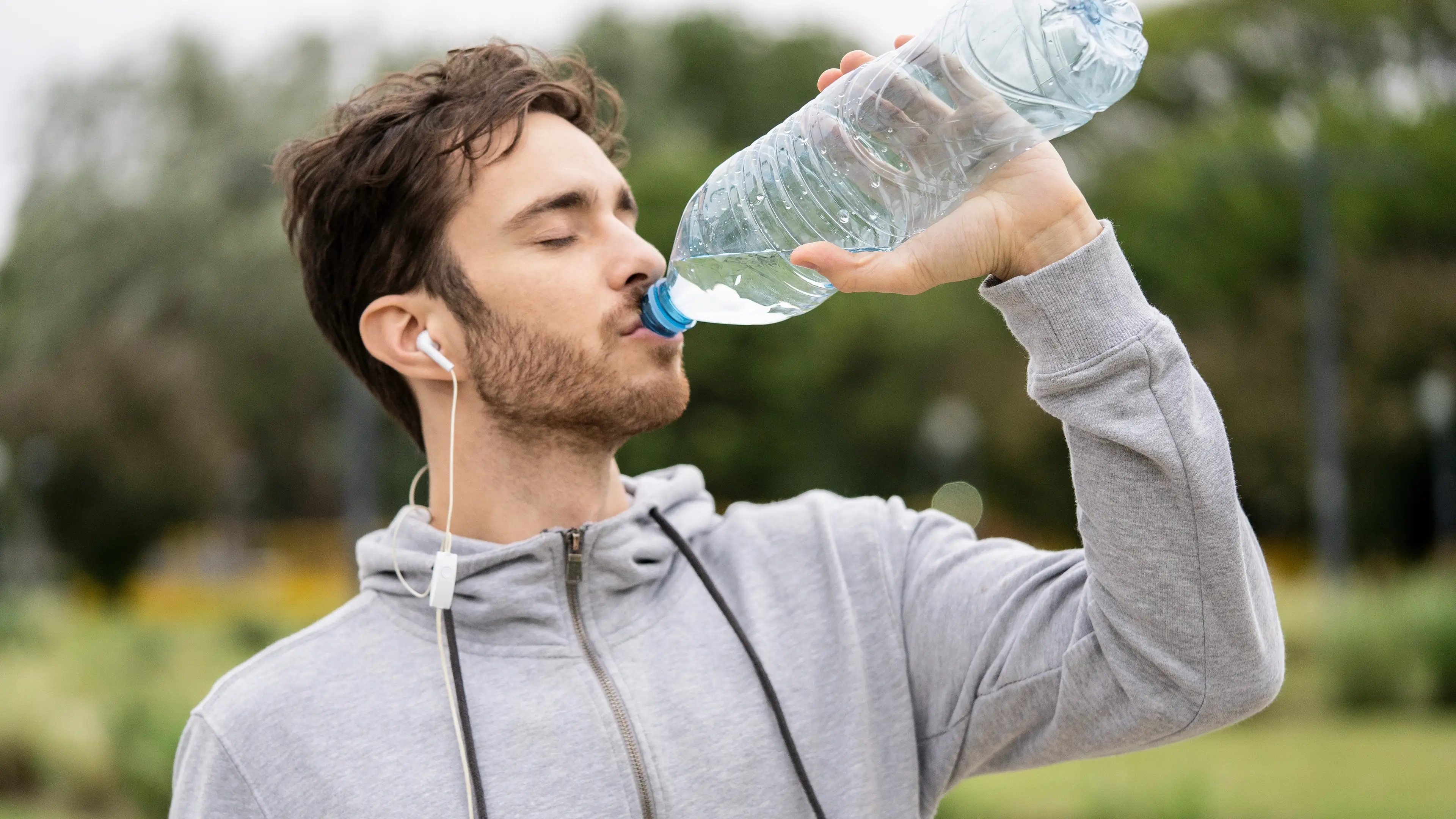 Health warning issued to people who drink water from bottles