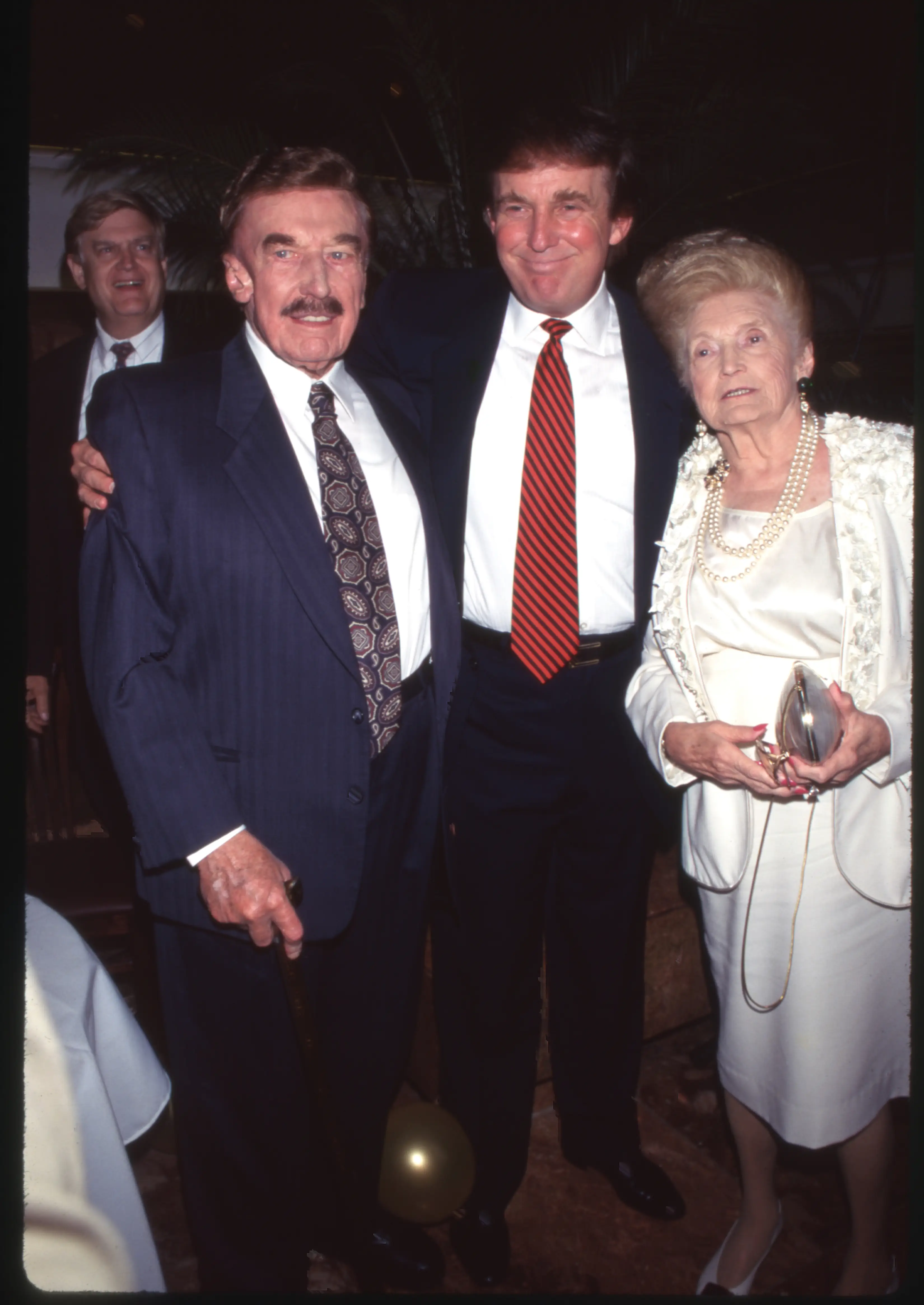 Trump seen with his late parents in 1995 (David Allen/Getty Images)