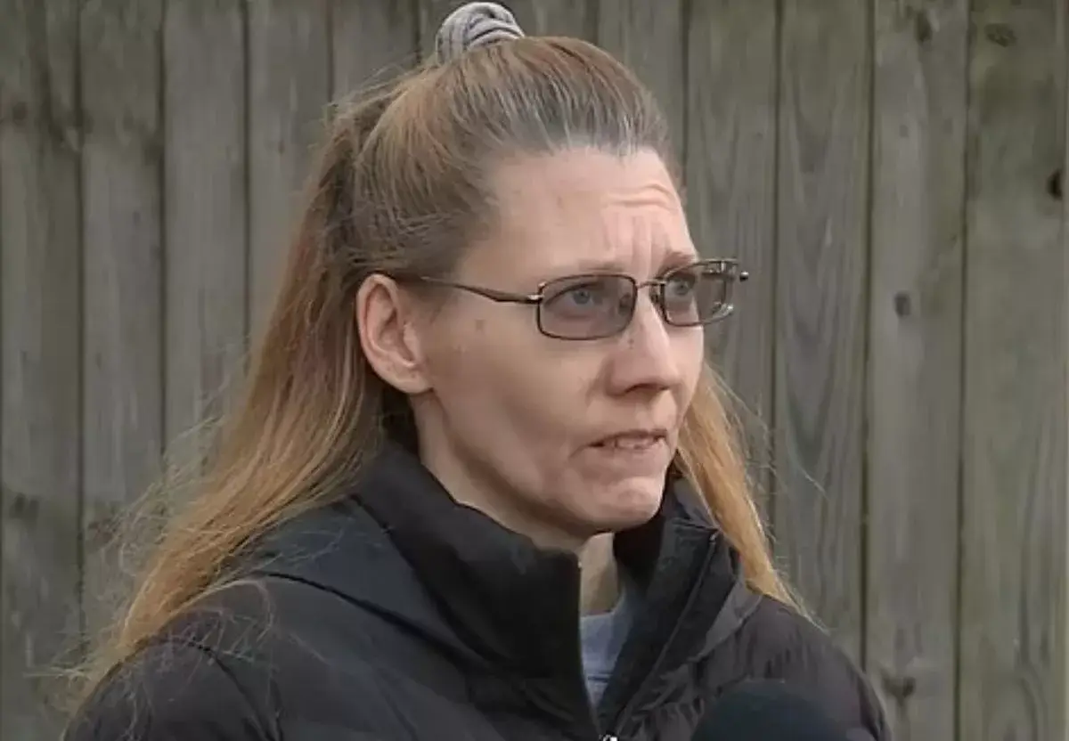 Jennifer found Richard while looking for Christmas decorations (Fox 2)