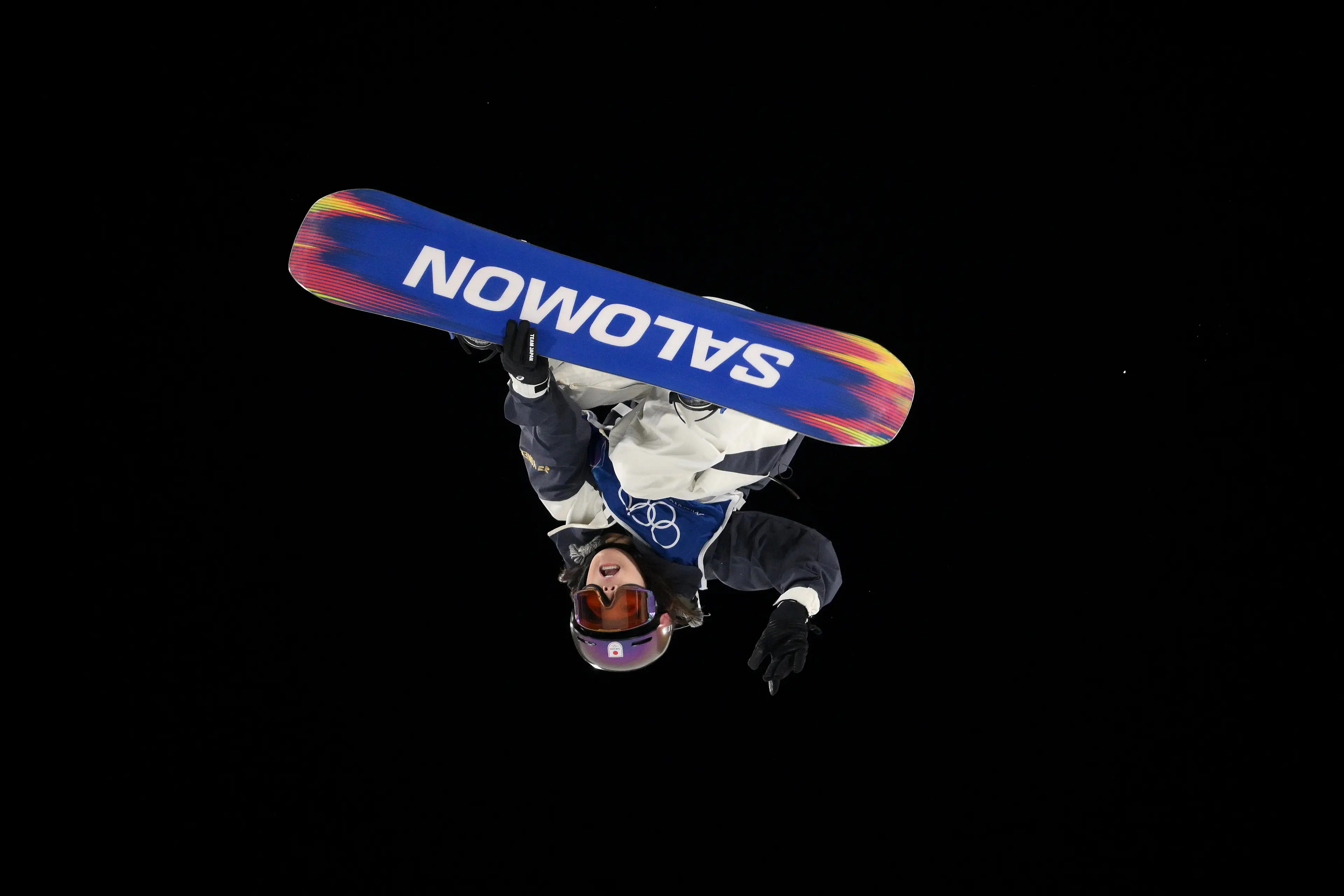 A number of snowboarders have decided to tuck in their Olympic bibs this games (David Ramos/Getty Images)