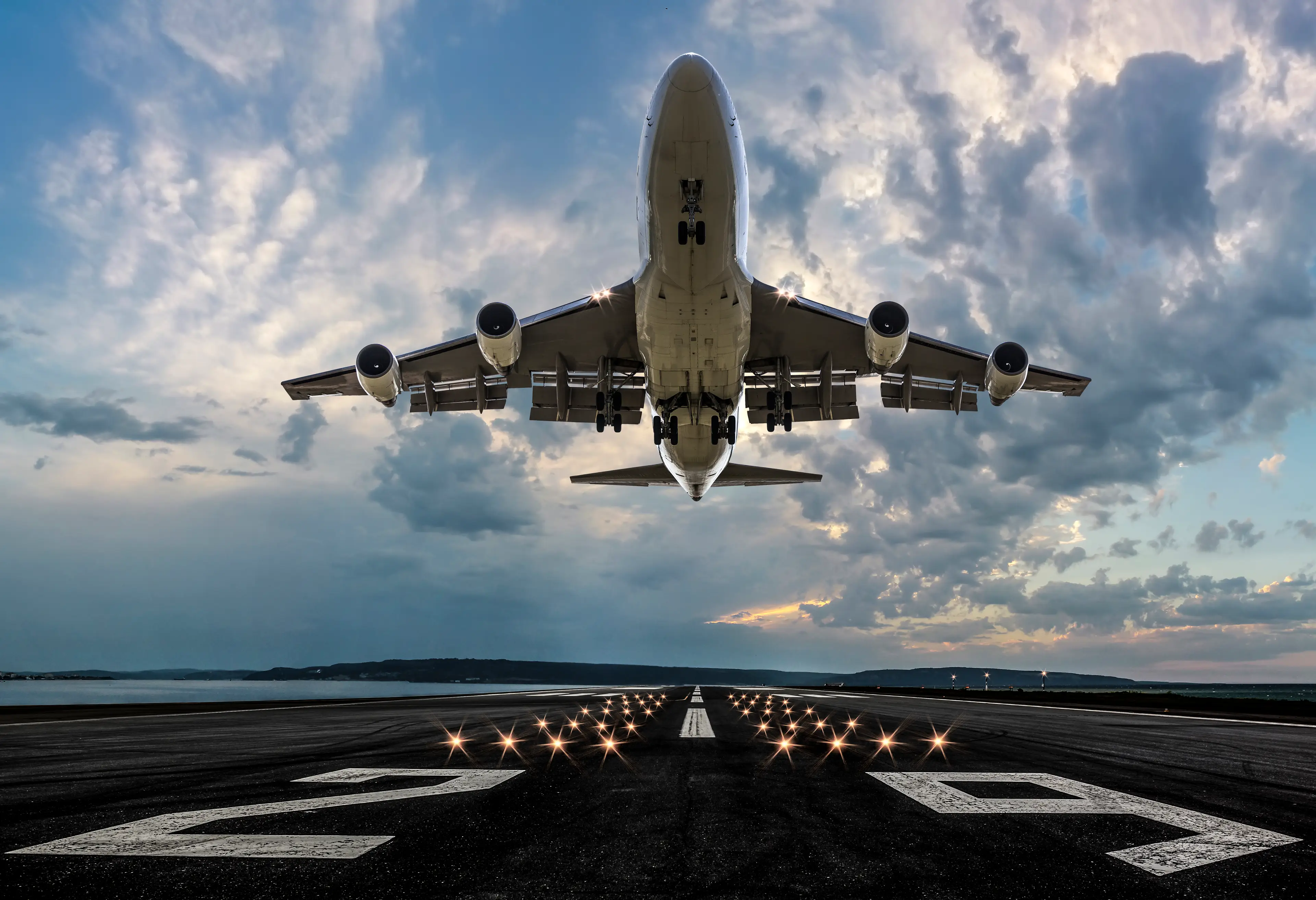 According to the The U.S. Federal Aviation Authority only 1 in 4 stowaways survive the trip (Getty Stock Image)