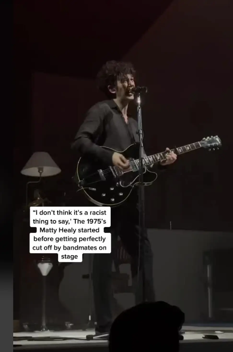 Healy also joked on stage about his controversial comments.