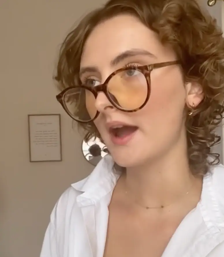 Molly shared a video roleplaying her doctor (TikTok/ @mission.mariposa) 