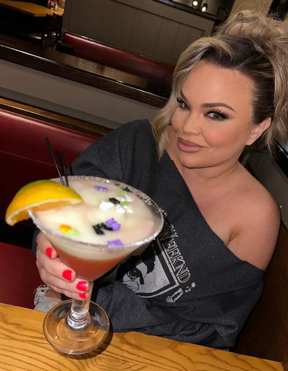 YouTuber Trisha Paytas is expecting her second child.