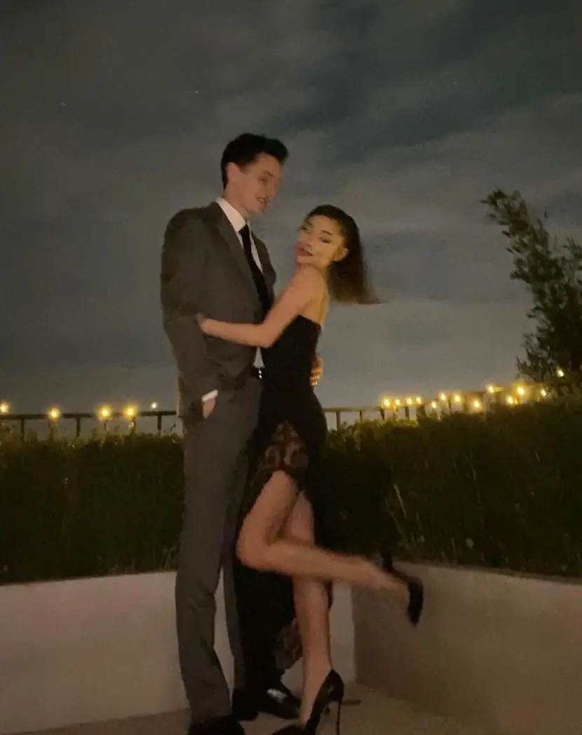 The divorce was dealt with 'respectfully' from both sides.