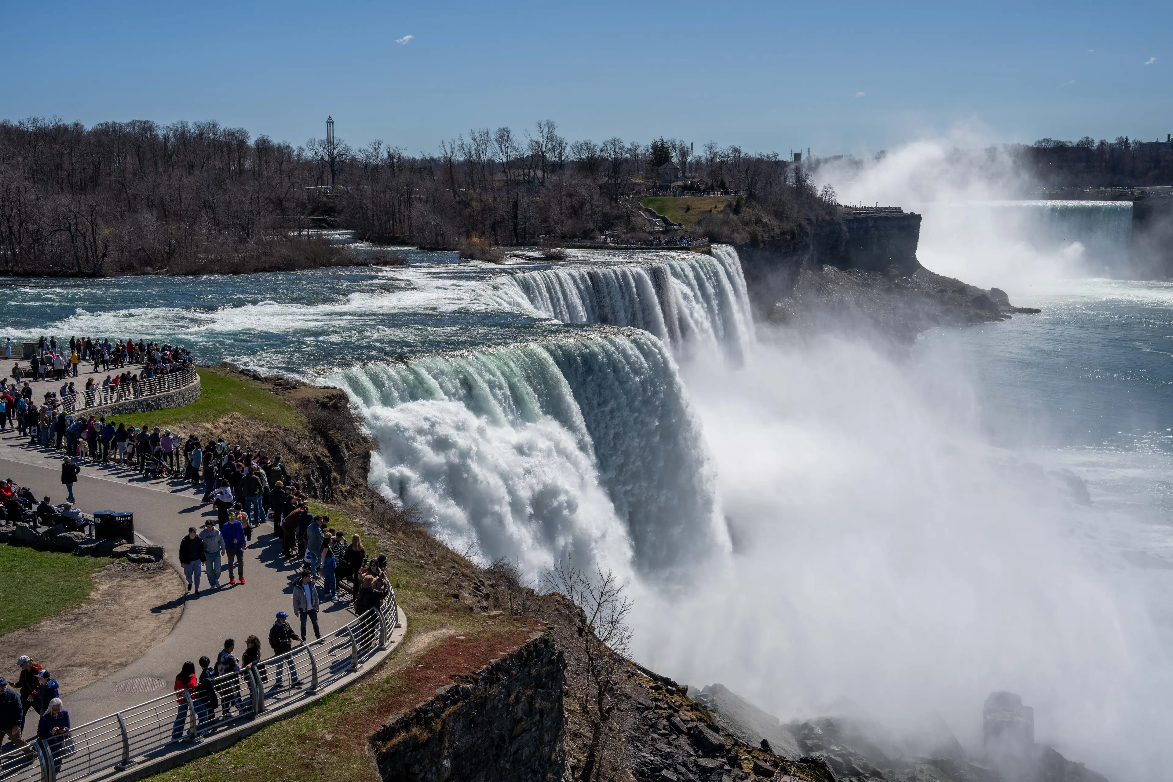 A mother and her son went over the Niagara Falls in 2023 (Adam Gray/Getty Images)