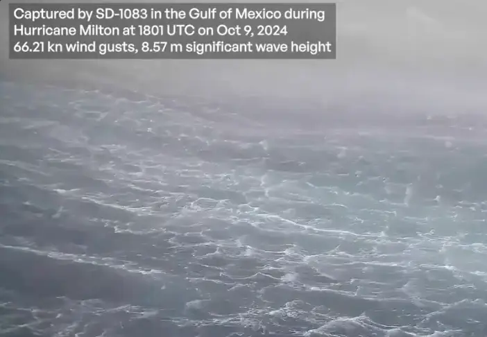 The footage was taken 40 nautical miles from the center of the hurricane (Twitter/ @NOAA_AOML) 