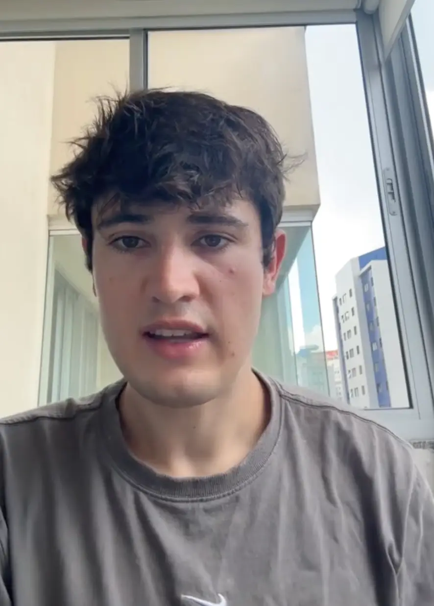Derick Rilea shared his experience on TikTok.