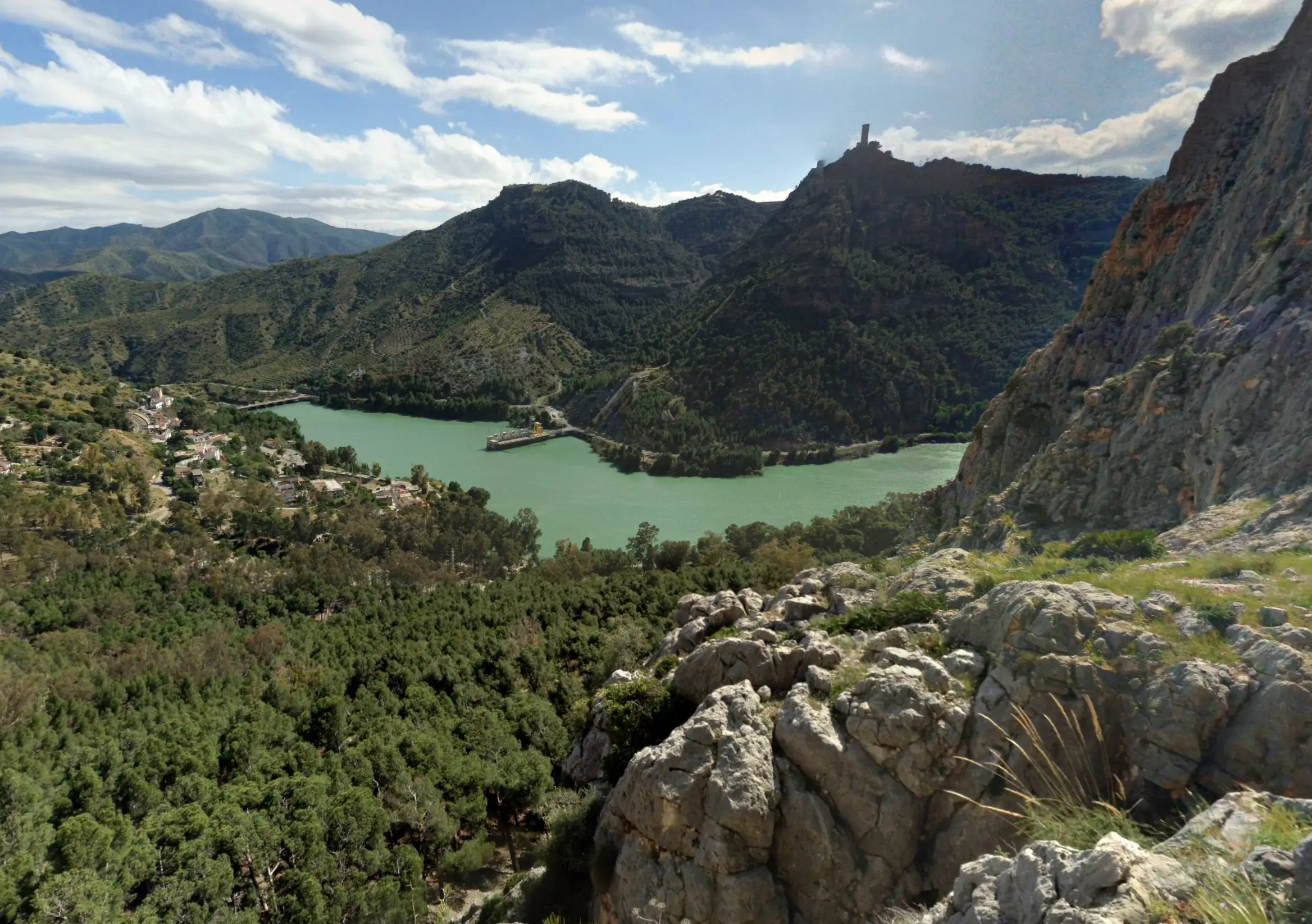 The 21-year-old and her friend had accidentally hiked off route on the Caminito del Rey pathway, close to El Chorro (Google Maps)