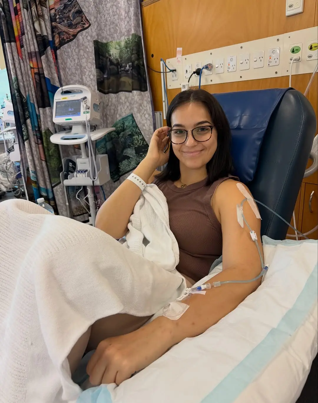 26-year-old Sumbul Ari was diagnosed with Hodgkin lymphoma in March 2026 (sumbulari/Instagram)
