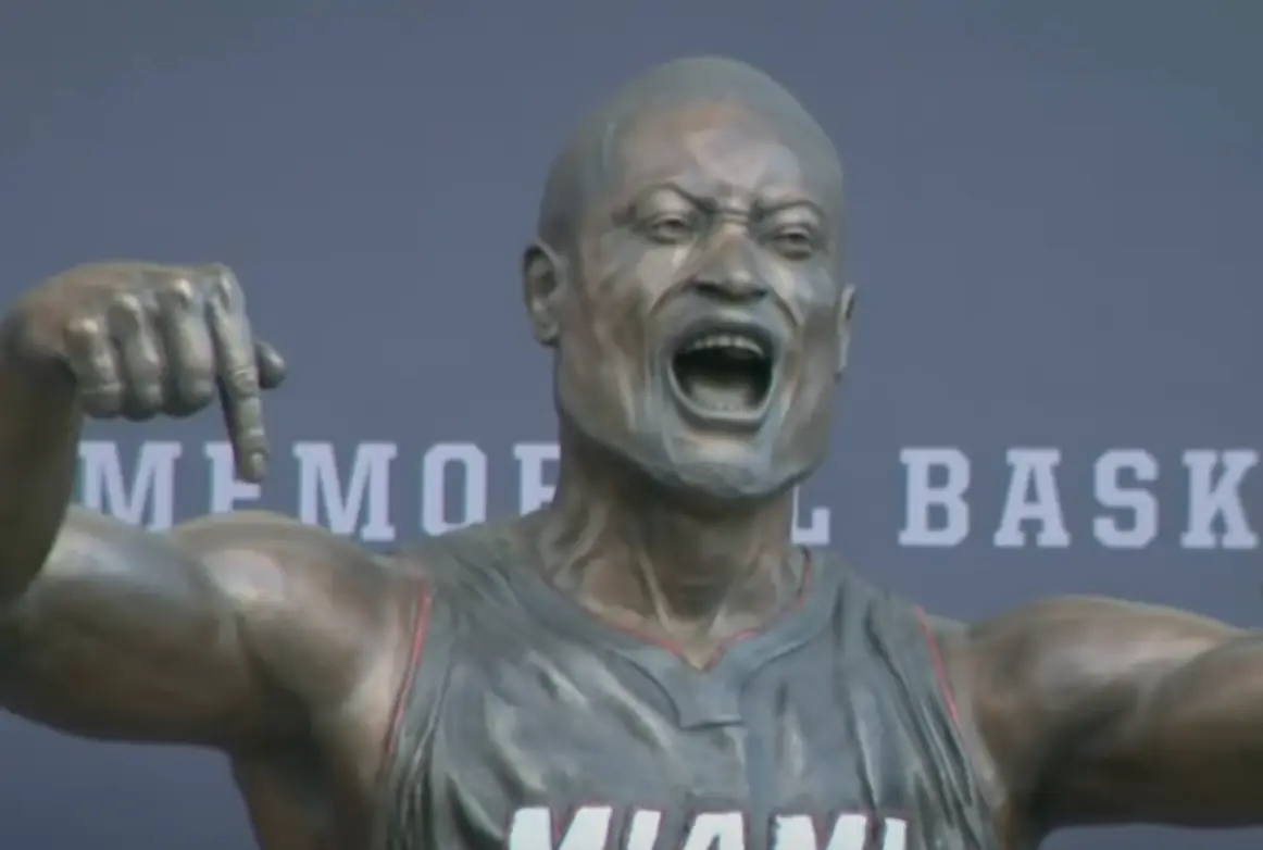 The statue of Wade (CBS Miami) 