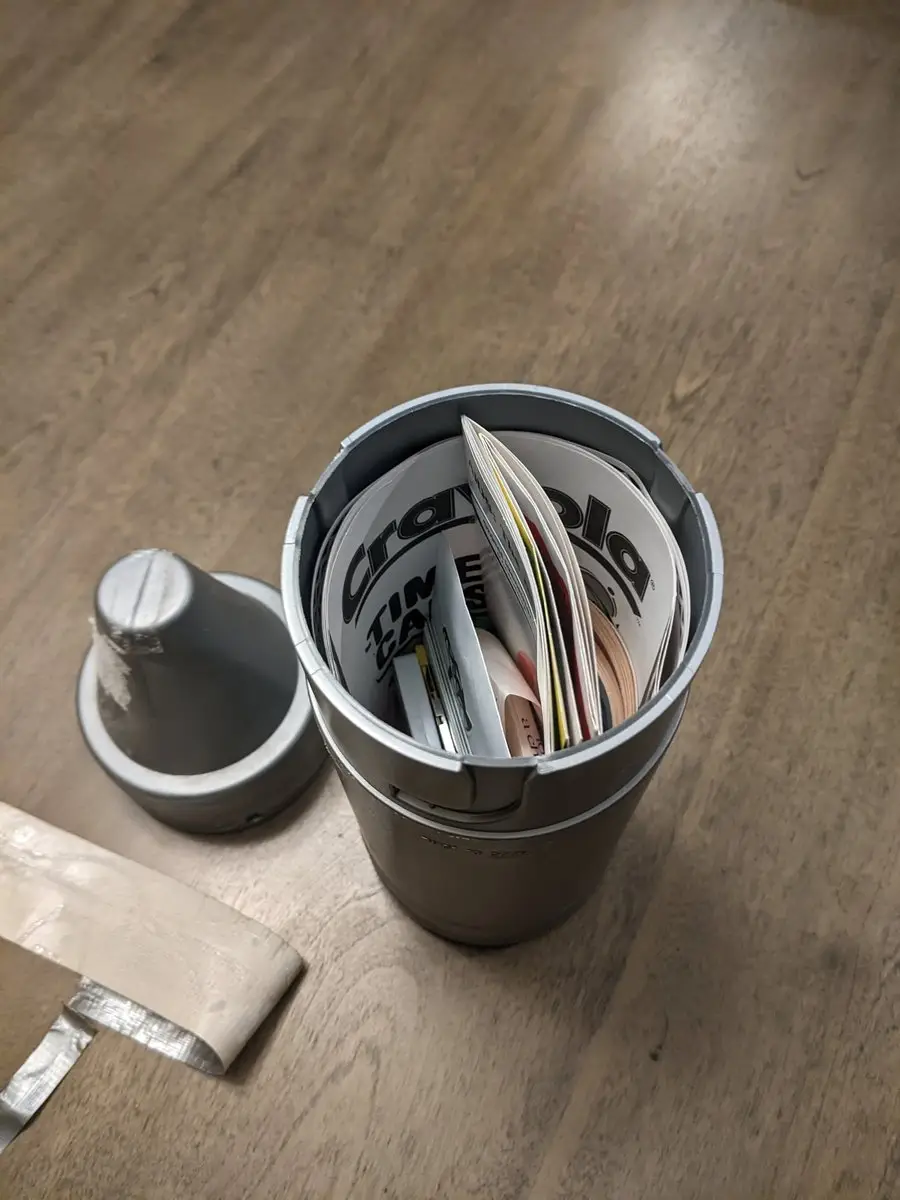 Dylan Schrader opened his 2000 time capsule (Twitter/@FrDylanSchrader)