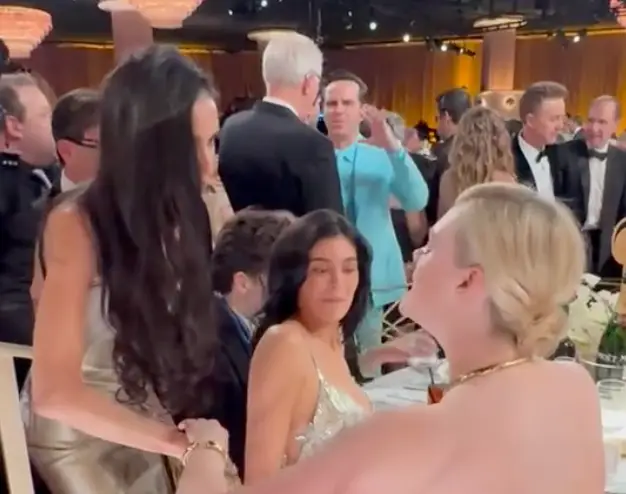 Demi Moore celebrated her win around other stars (TikTok/@goldenglobes)