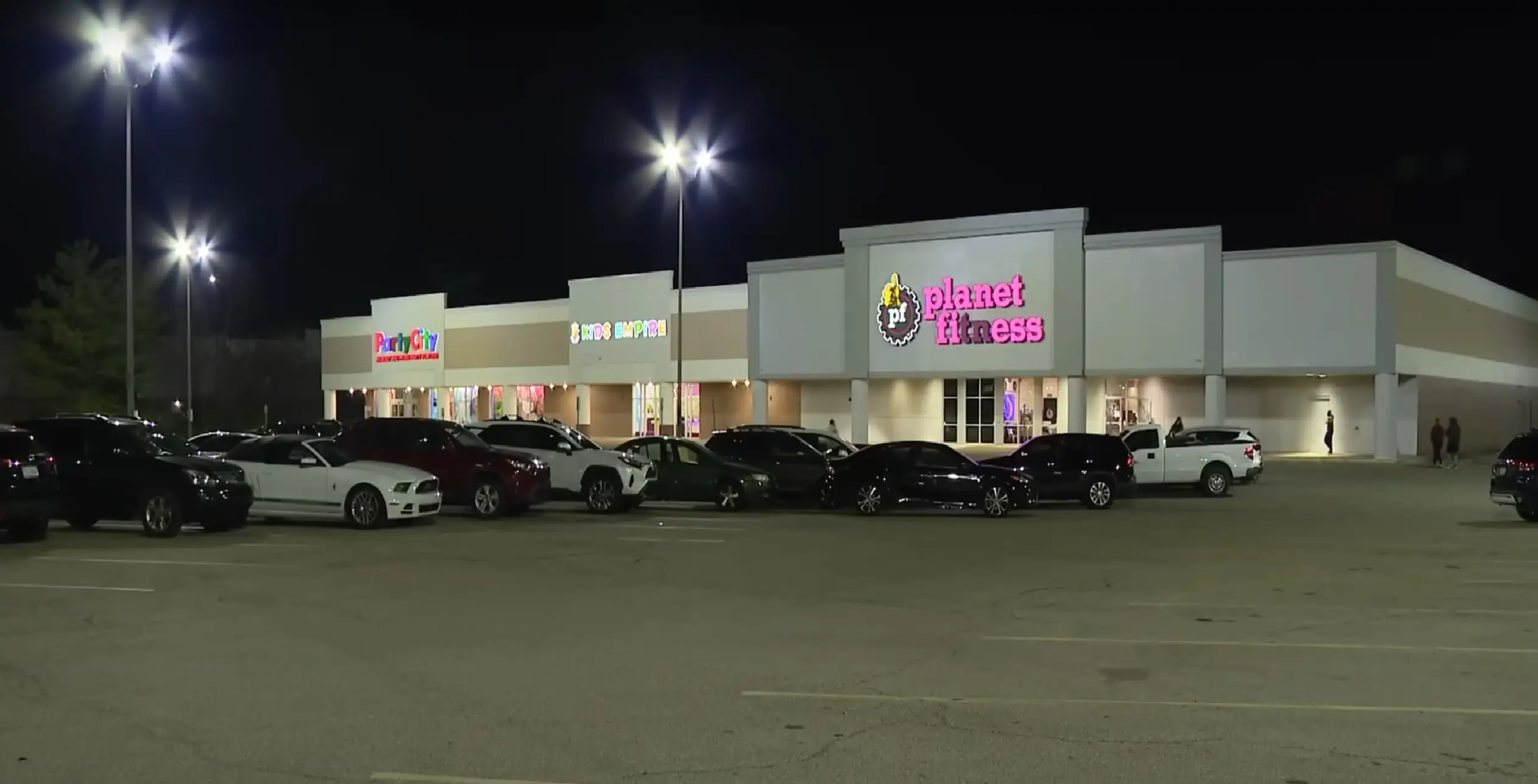 The man was believed to have been in the tanning bed for days in a Planet Fitness (WHTR)