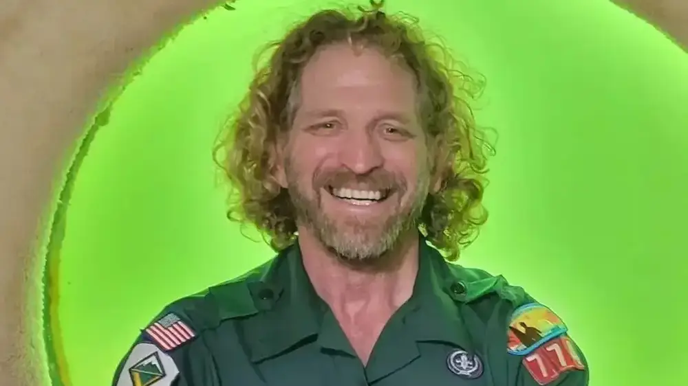 Man who spent record 100 days underwater shares proof it de-aged him by 20 years