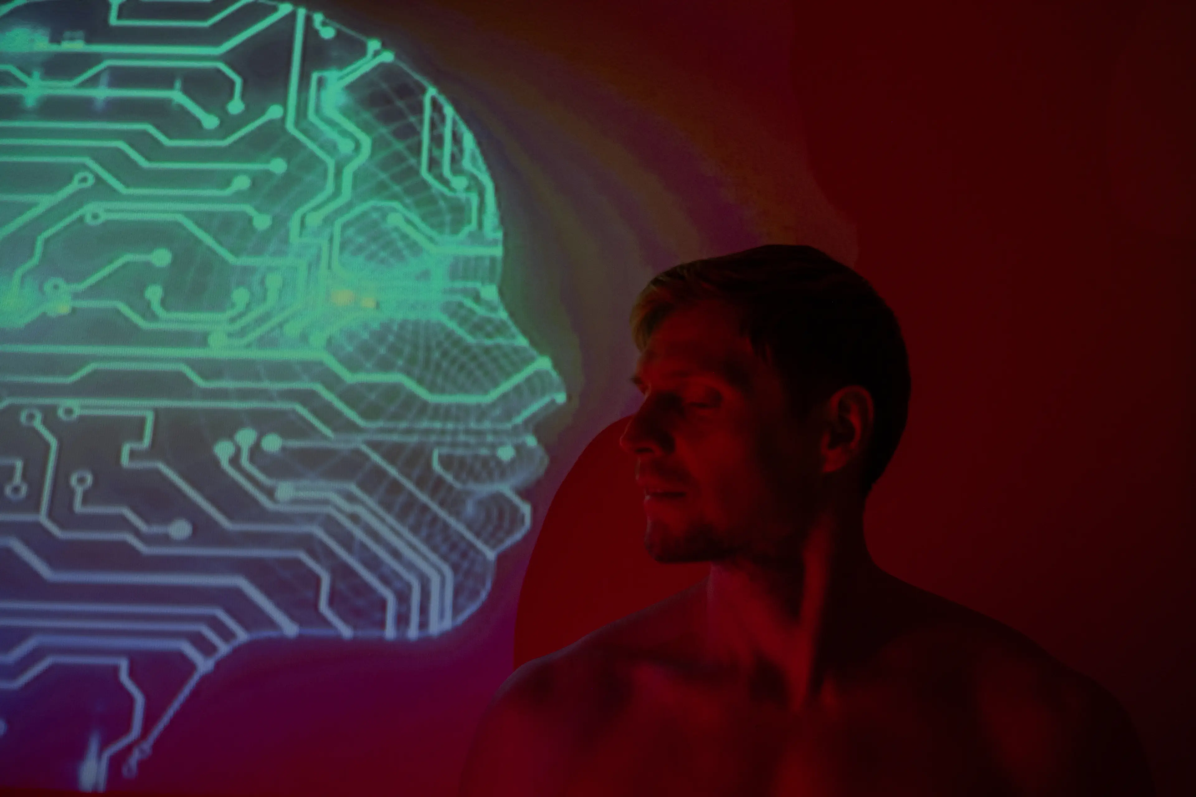 Romance is increasingly involving the virtual realm (Getty Stock Image)