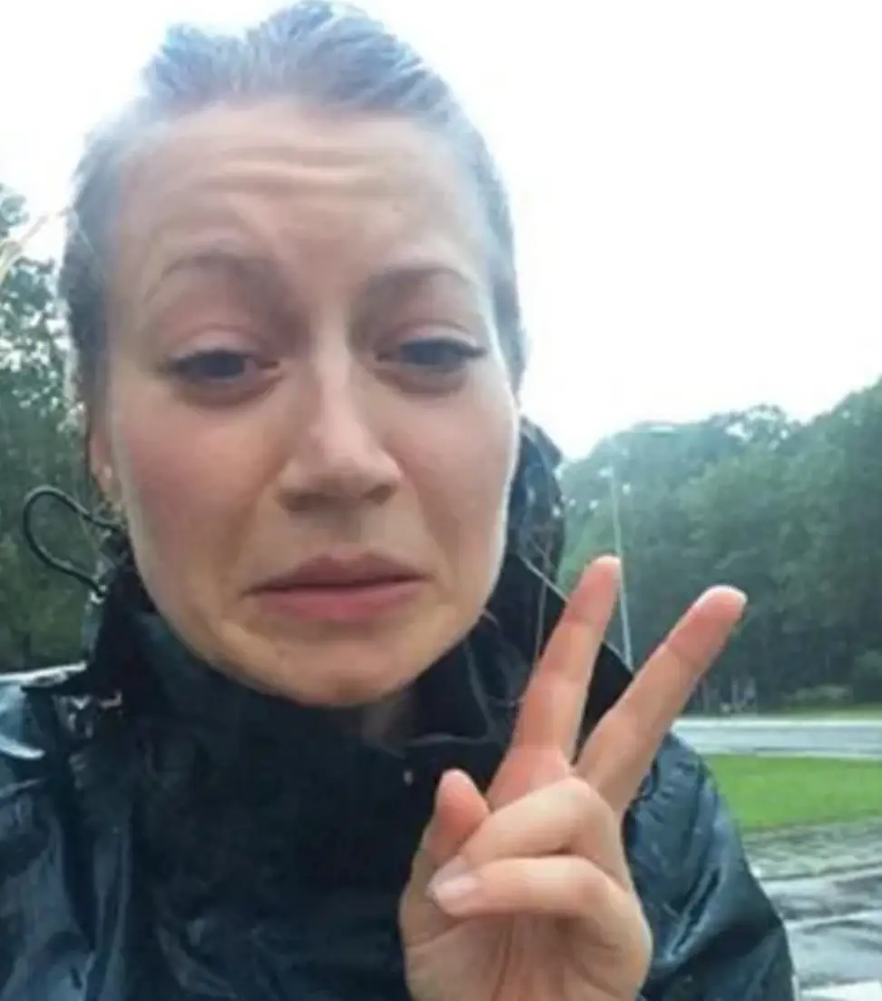 Anne Faber snapped the picture while caught in the rain. (Facebook/Nathanael Fidder)