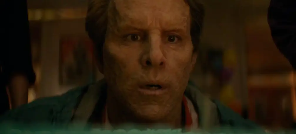 Reynolds returns as Wade Wilson.