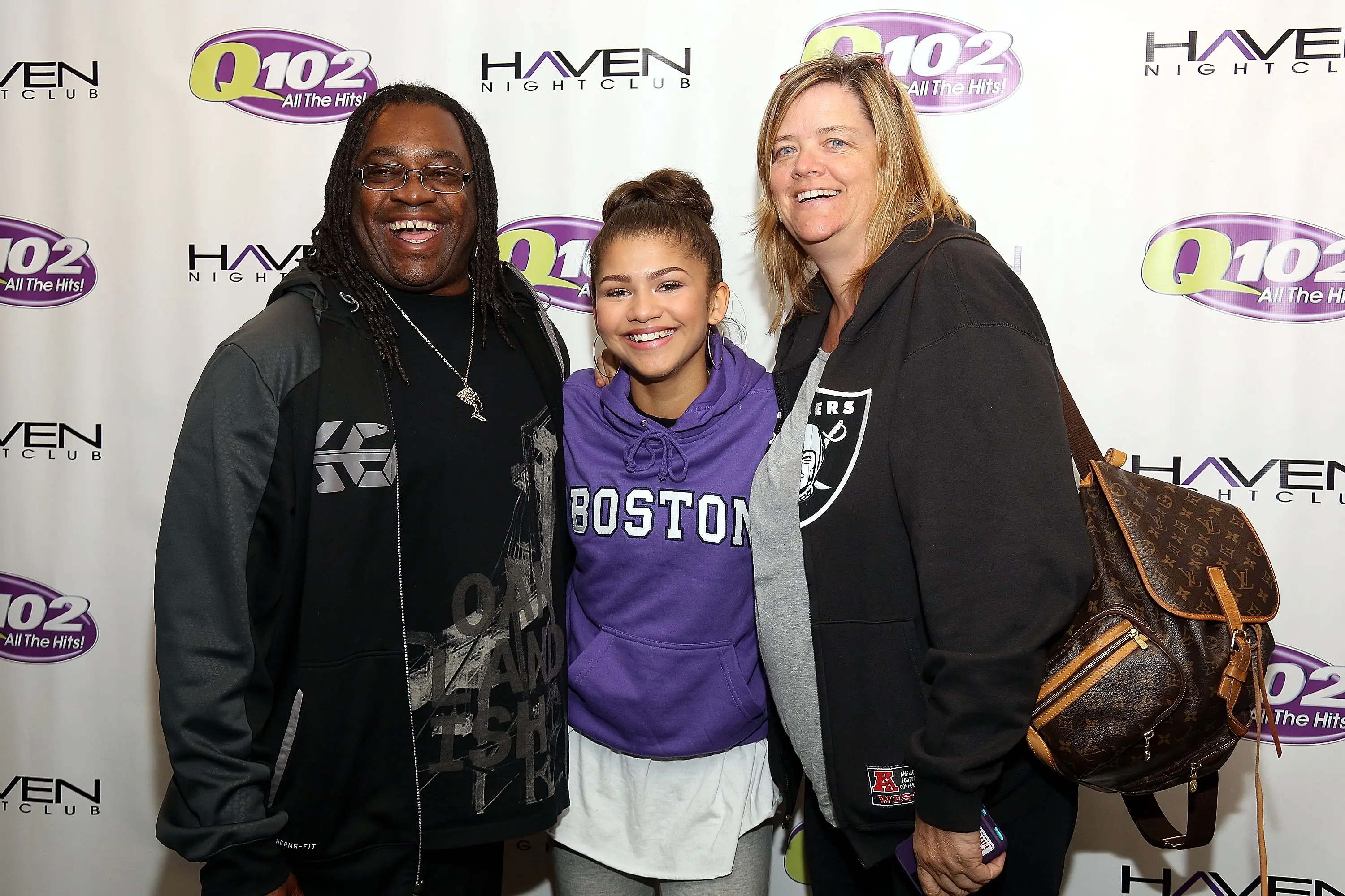 Zendaya with her parents, Kazembe Ajamu Coleman and Claire Stoermer. (Bill McCay/Getty)