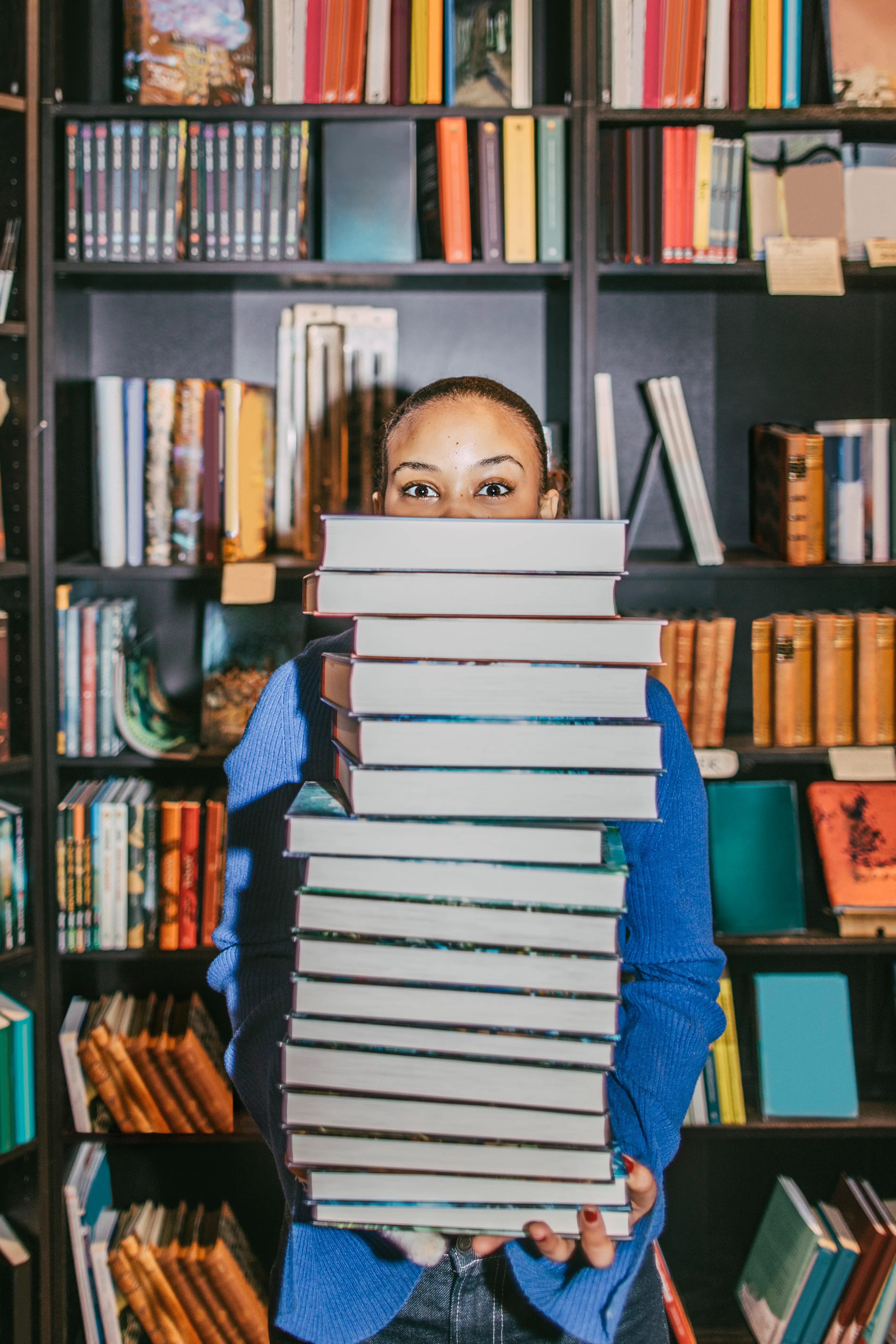 Reading assignments remain the same for some courses (Maskot/Getty)