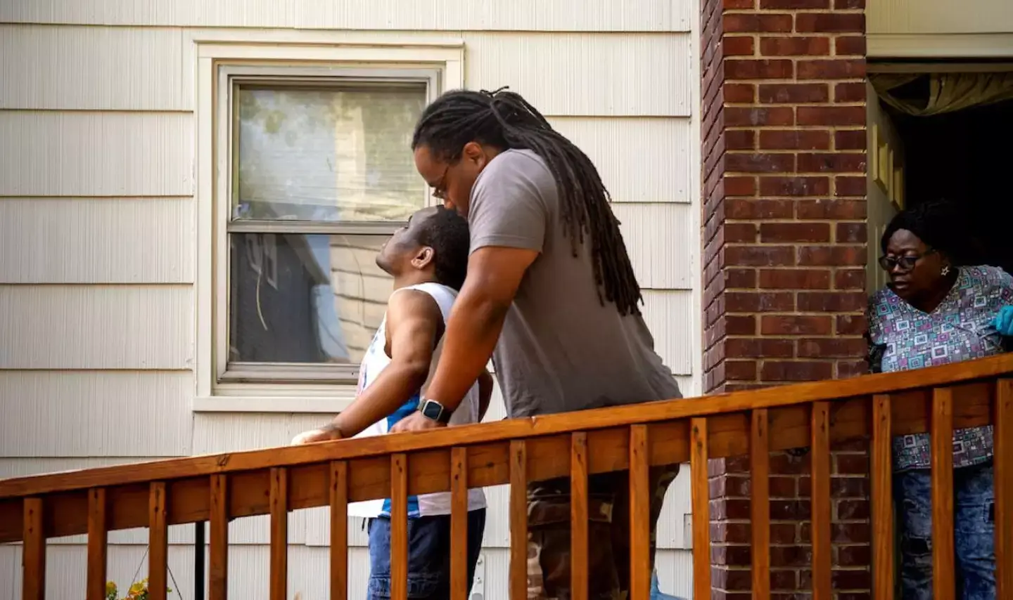 DJ and his brother John. (Netflix)