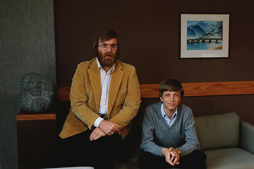 Microsoft co-founders, Gates and Allen, post for a picture in 1984 (Doug Wilson/CORBIS/Corbis via Getty Images)