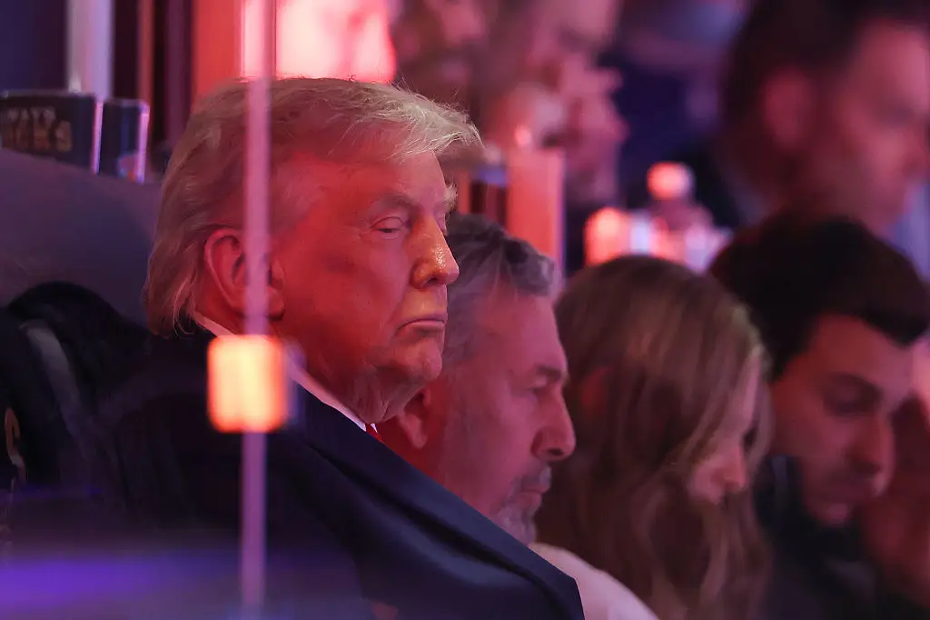 James Dolan and Donald Trump were caught by a lip reader deep in conversation (Photo by Al Bello/Getty Images)