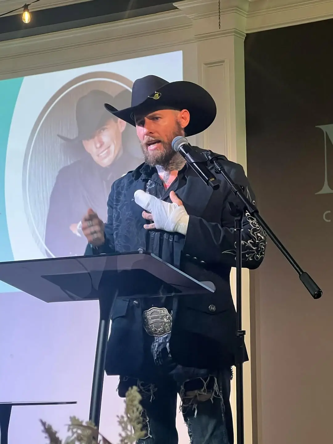 Gregory Zecca has been placed on psychiatric hold (@mumlifecommunity/Instagram)