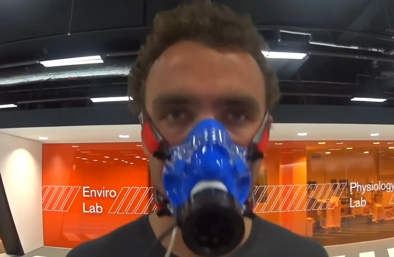 The twins didn't see any major differences in results. (BBC Global)