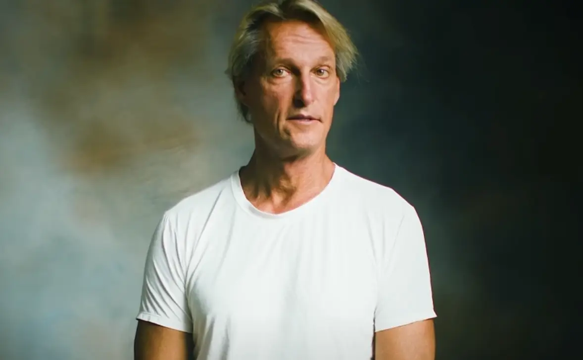 Photographer Mark Laita documents the Whittakers' lives (Soft White Underbelly/YouTube)