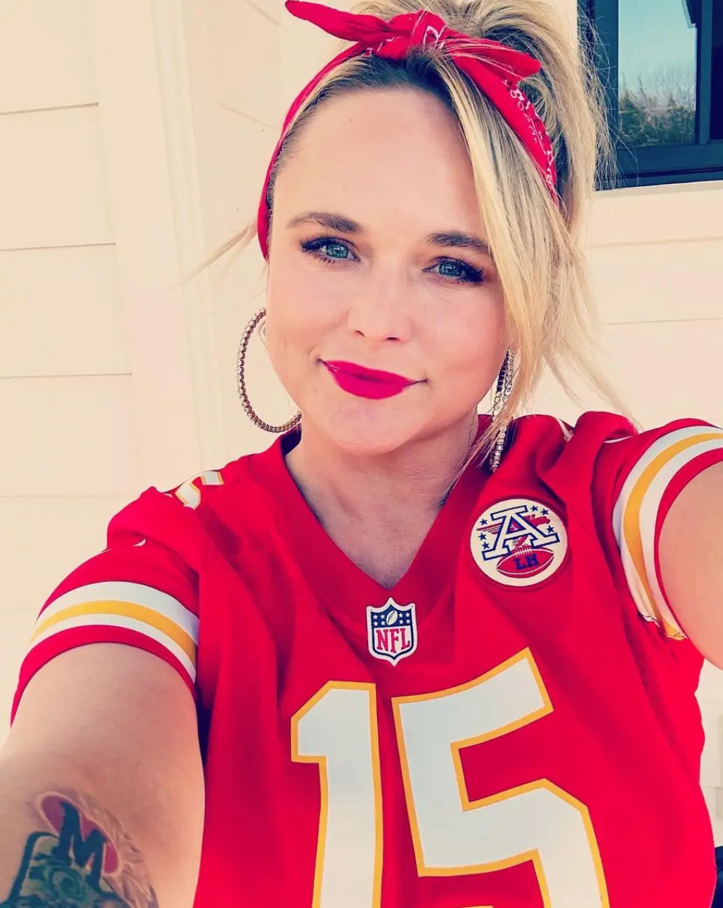 Lambert's comments have divided the internet .