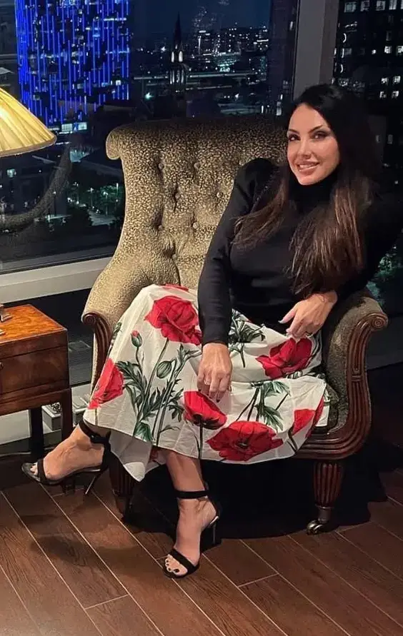 Howard Rubin's assistant, Jennifer Powers, also faces jail time if found guilty (@iamstevepowers/Instagram)