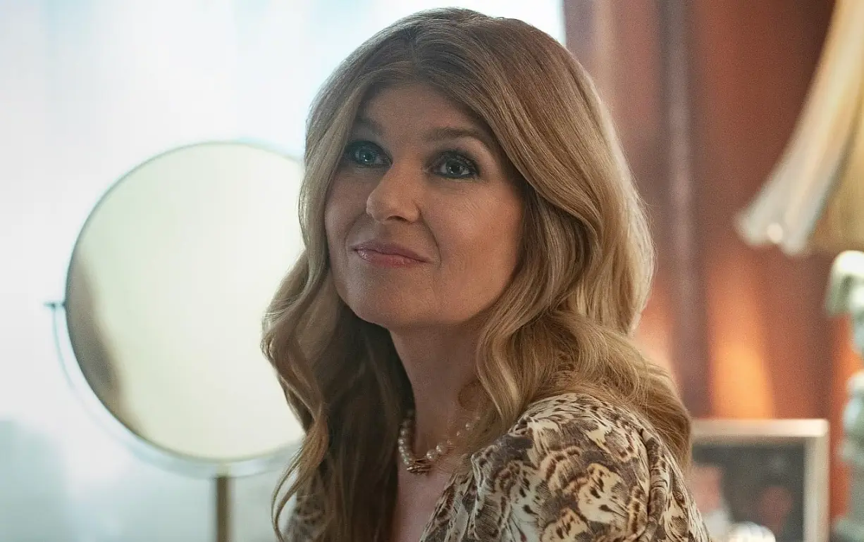 How could you say no to Connie Britton? (Netflix) 