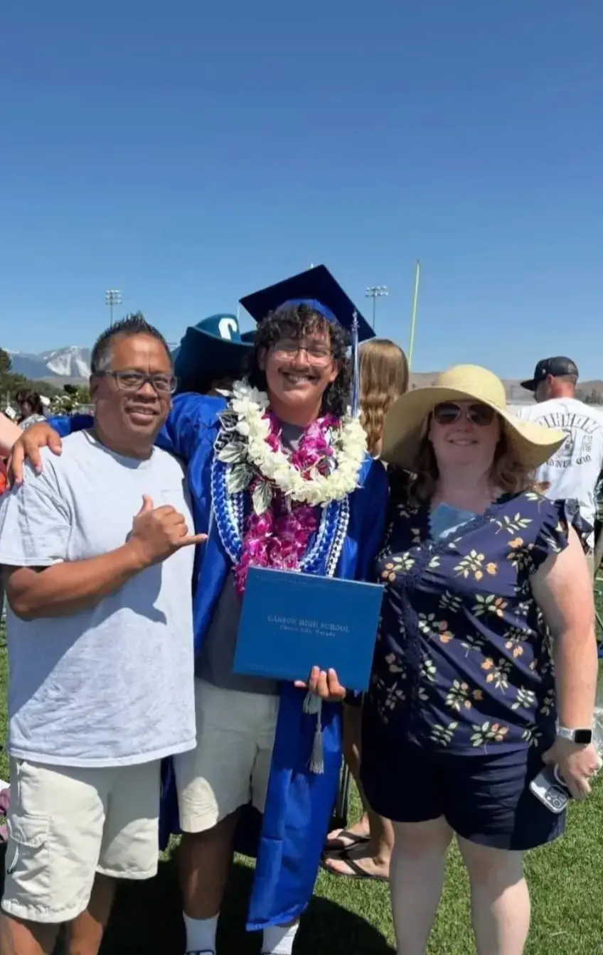 Sergio Villanueva III and his wife Jennifer died in the collision (GoFundMe)
