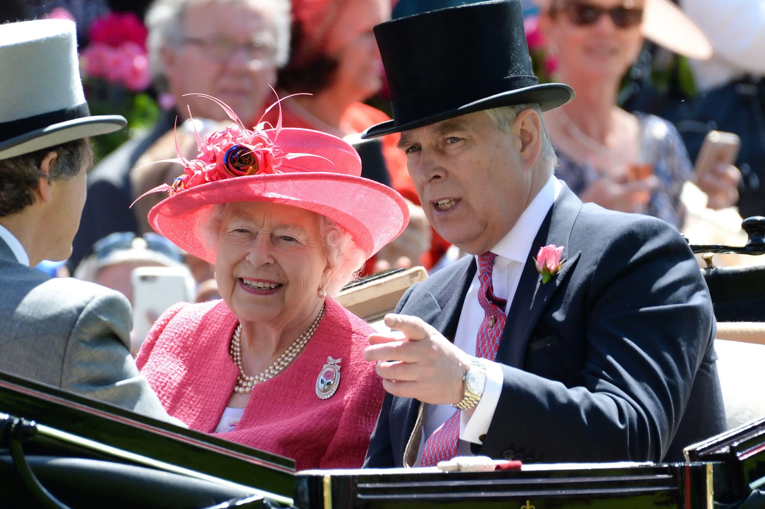 The Queen and Prince Andrew in a carriage. (Alamy)