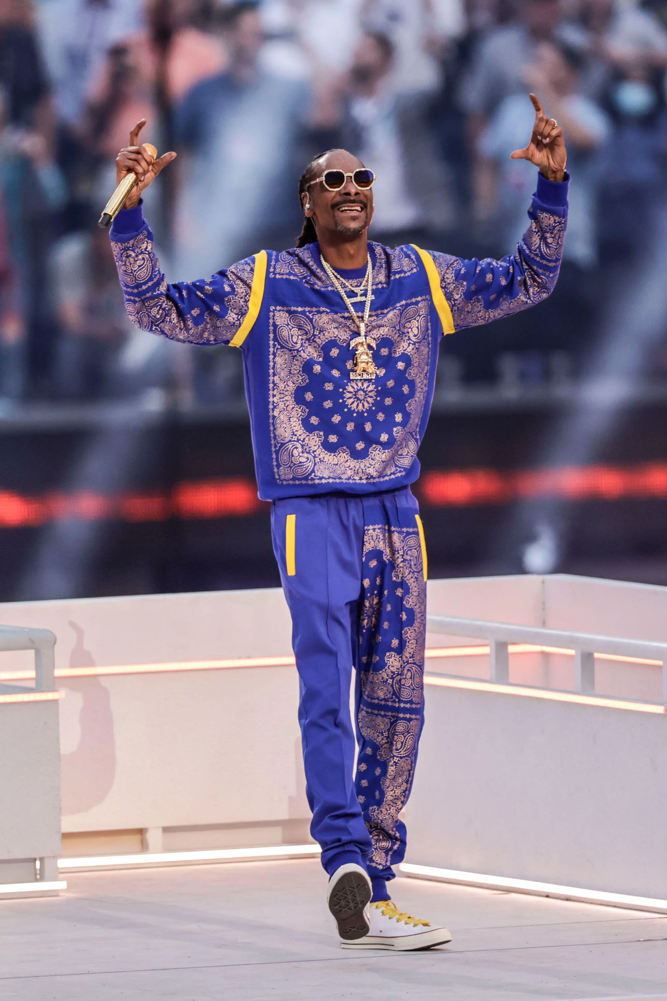 Snoop Dogg has said he 'may have to buy Twitter'.