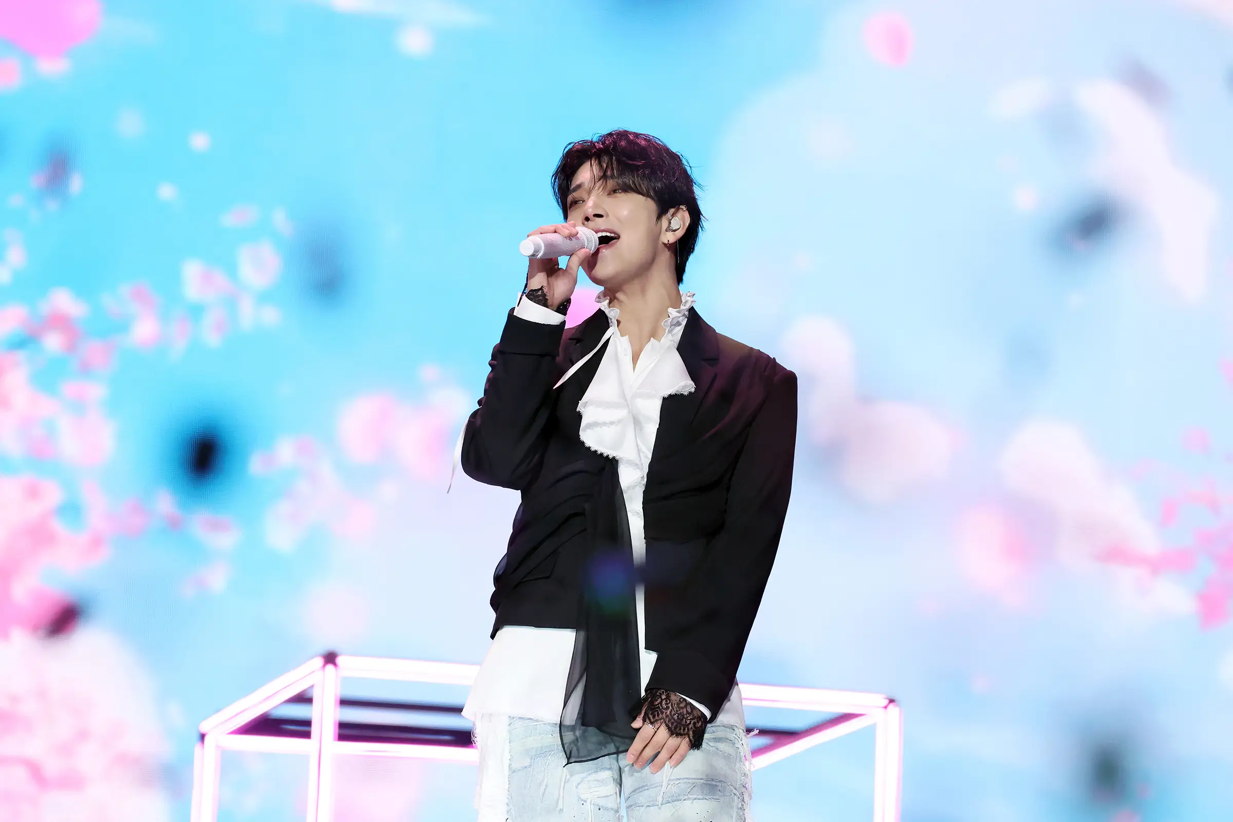 Tickets are available to buy for the concerts on Ticketmaster, TicketNetwork and Viagogo (HLL/Imazins via Getty Images)