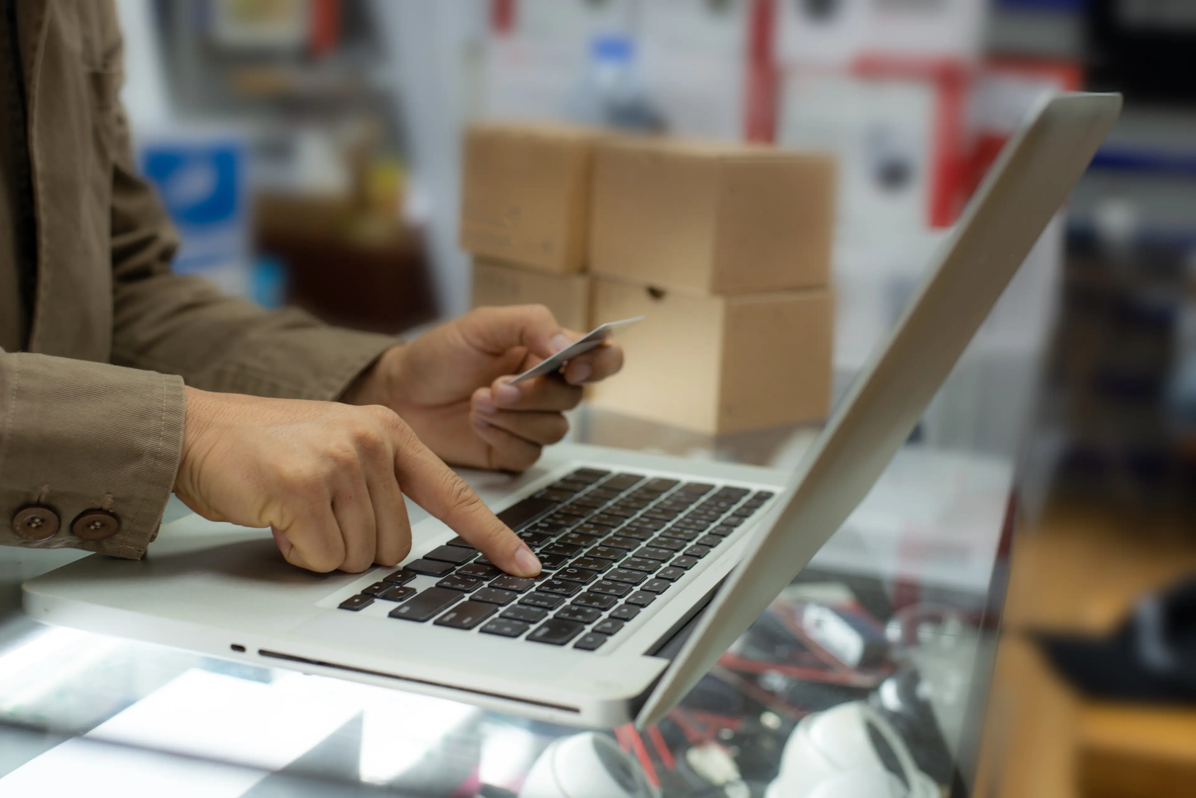 Leonardo would sell the items online. (Tfilm/Getty Stock)