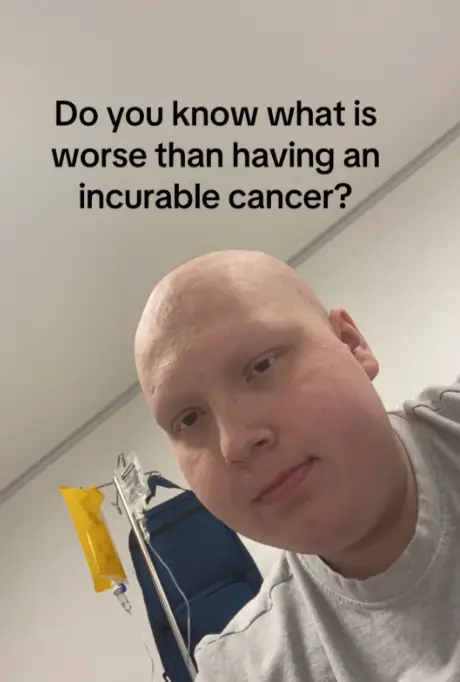 The young man posts about his cancer diagnosis on TikTok (graemeporter25/TikTok)