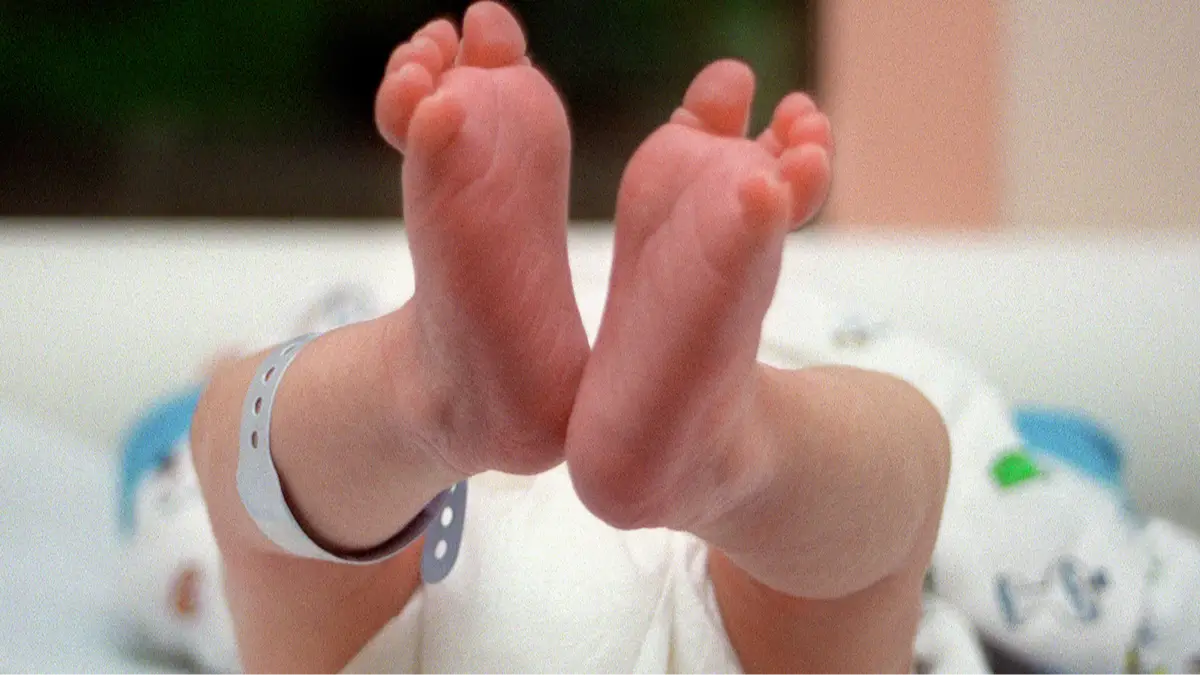 Experts reveal 10 baby names parents should avoid in 2026 as popular names that are set to go extinct revealed