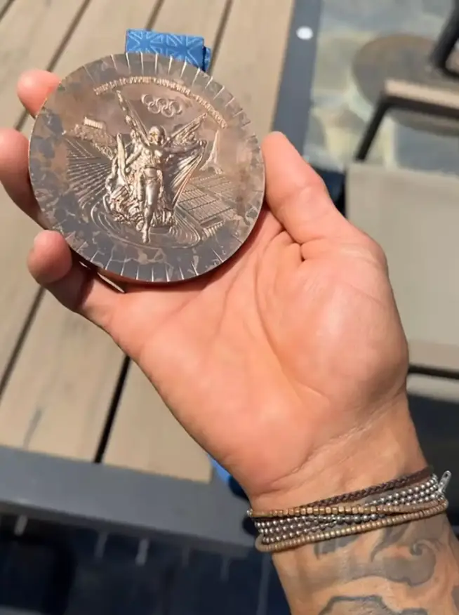 Huston shared the condition of his medal on his social media (Instagram/Nyjah Huston)