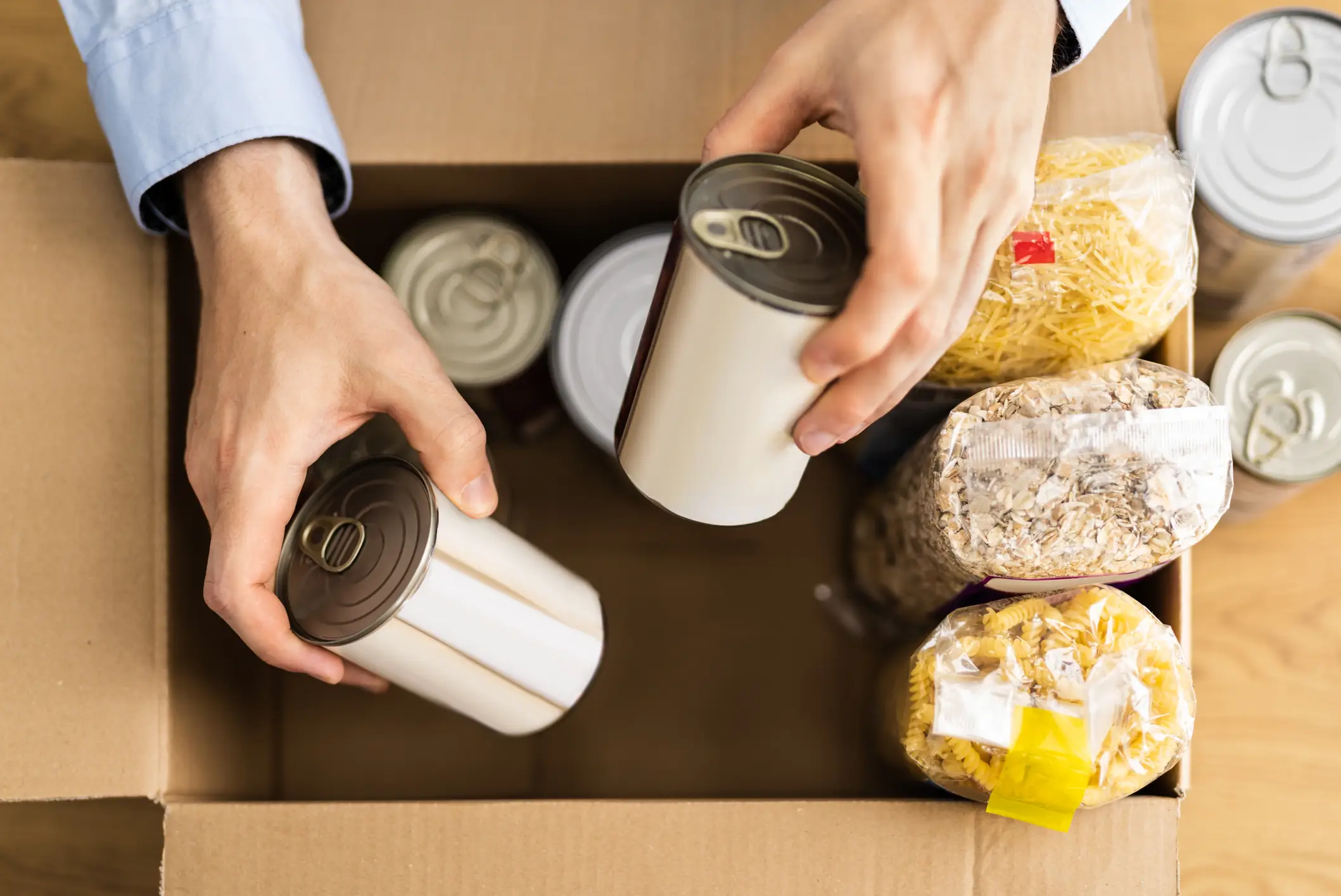 The doctor warned people not to consume food packaged in damaged cans. (Getty Stock Images)