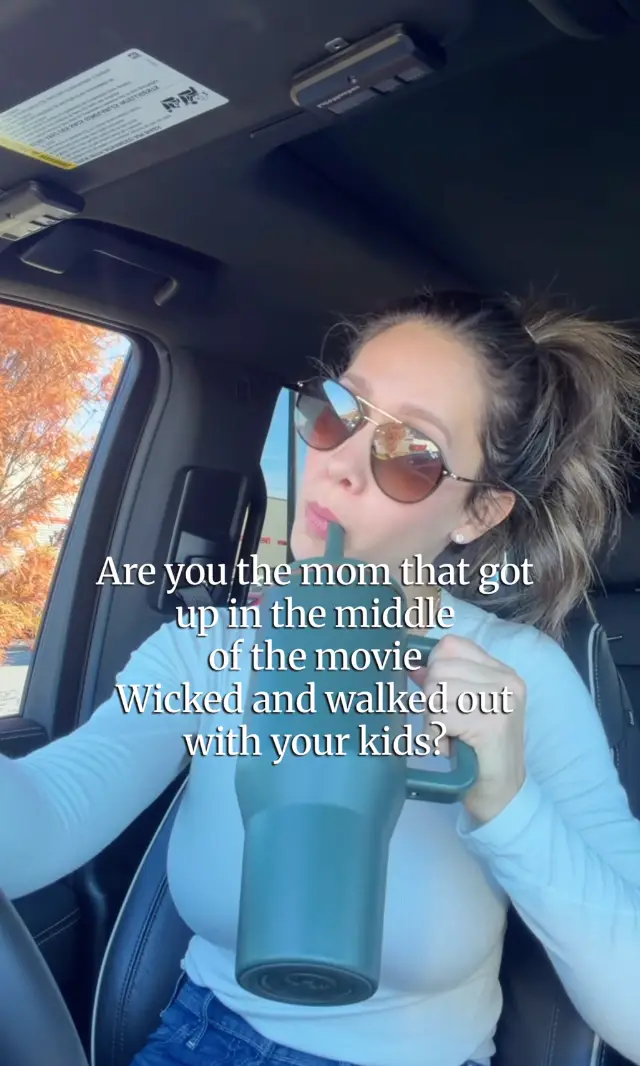 Sara said her family walked out after she noticed her children became 'uncomfortable' (Instagram/@sincerelysarab)