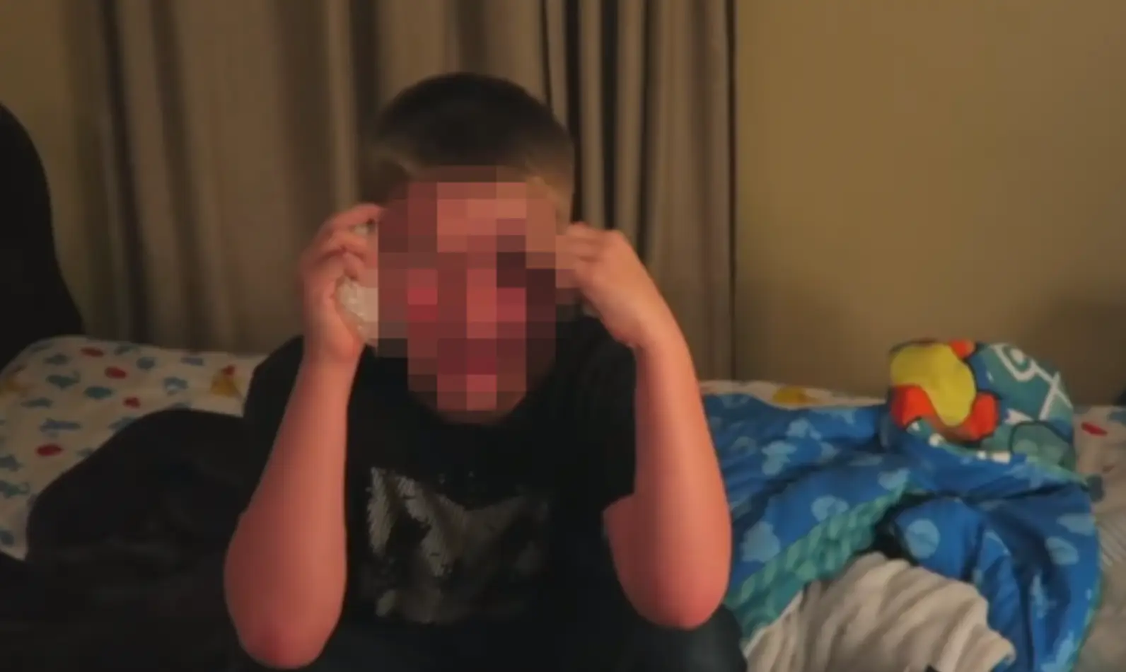 Many of videos showed the children in severe distress (YouTube/DaddyOFive)