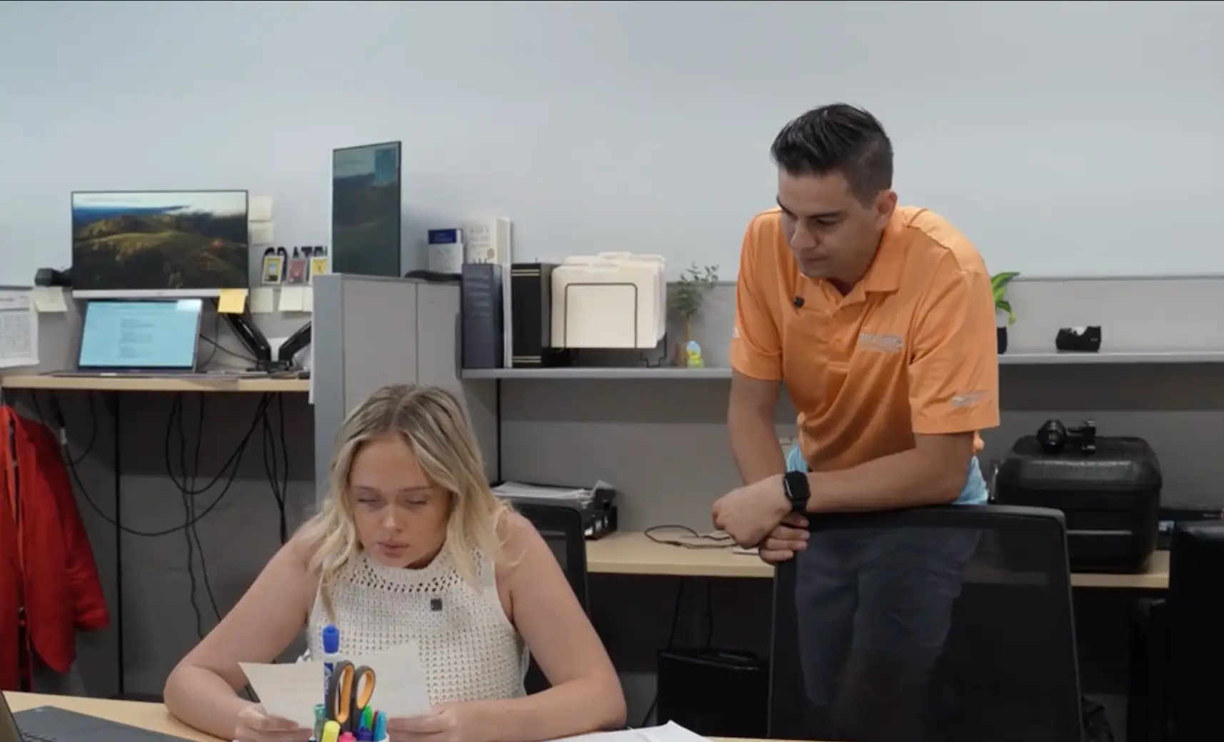 Teamwork makes the dreamwork (TikTok/ @mohawkchevrolet)