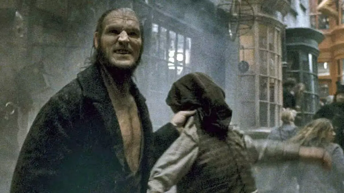 Dave Legeno (Warner Bros)