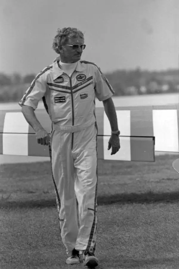 Art Scholl tragically lost his life while filming for the original Top Gun.