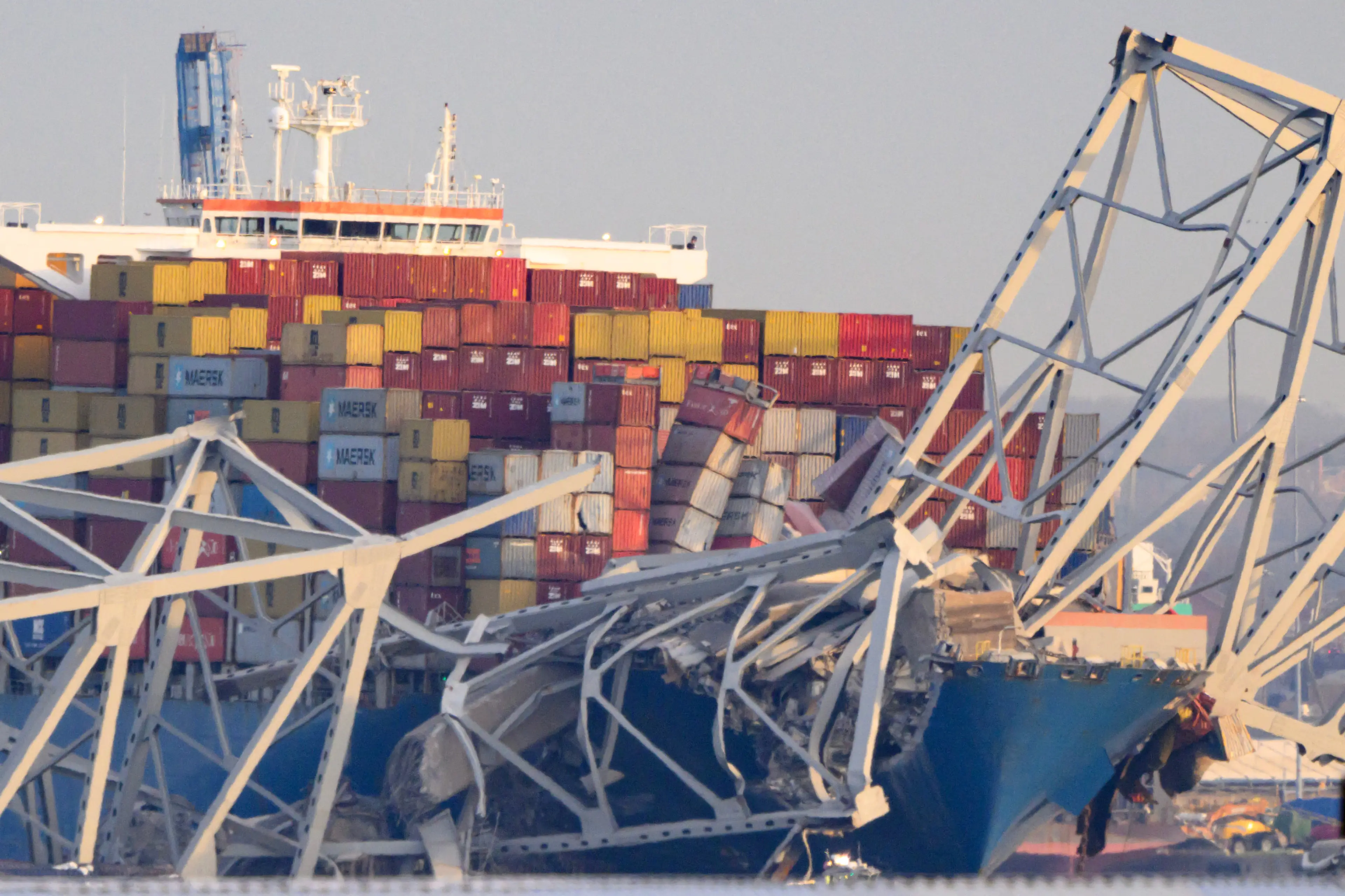 The Dali struck one of the bridge's support columns.