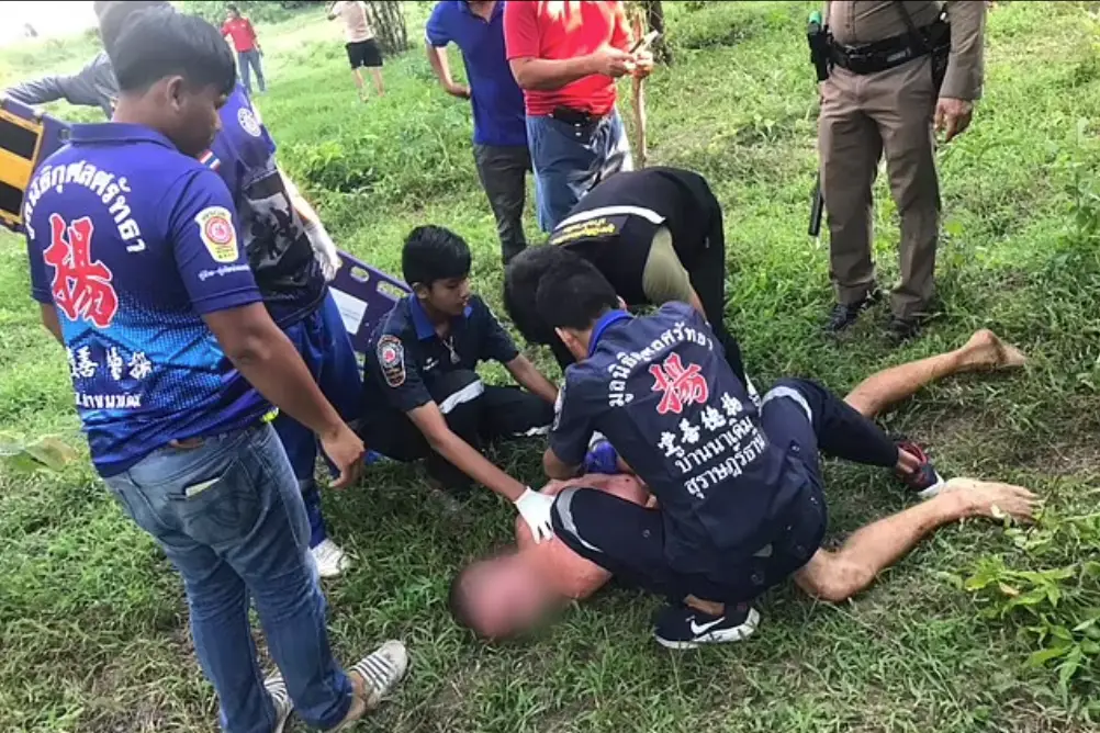 A Russian tourist reportedly tried to mount a cow (ViralPress)