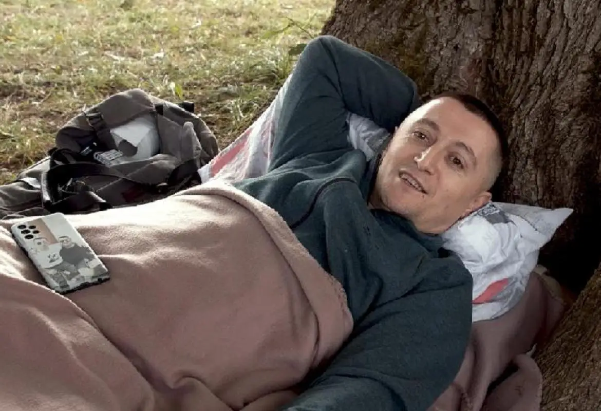 This year's winner managed to stay lying down for an incredible 60 hours.